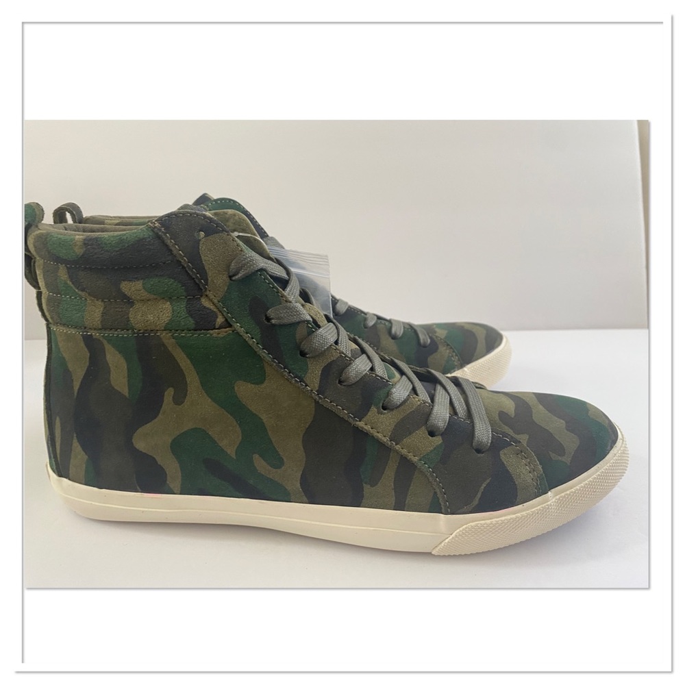 Polo Ralph Lauren Men’s Gaven Camo Suede High Top Sneakers